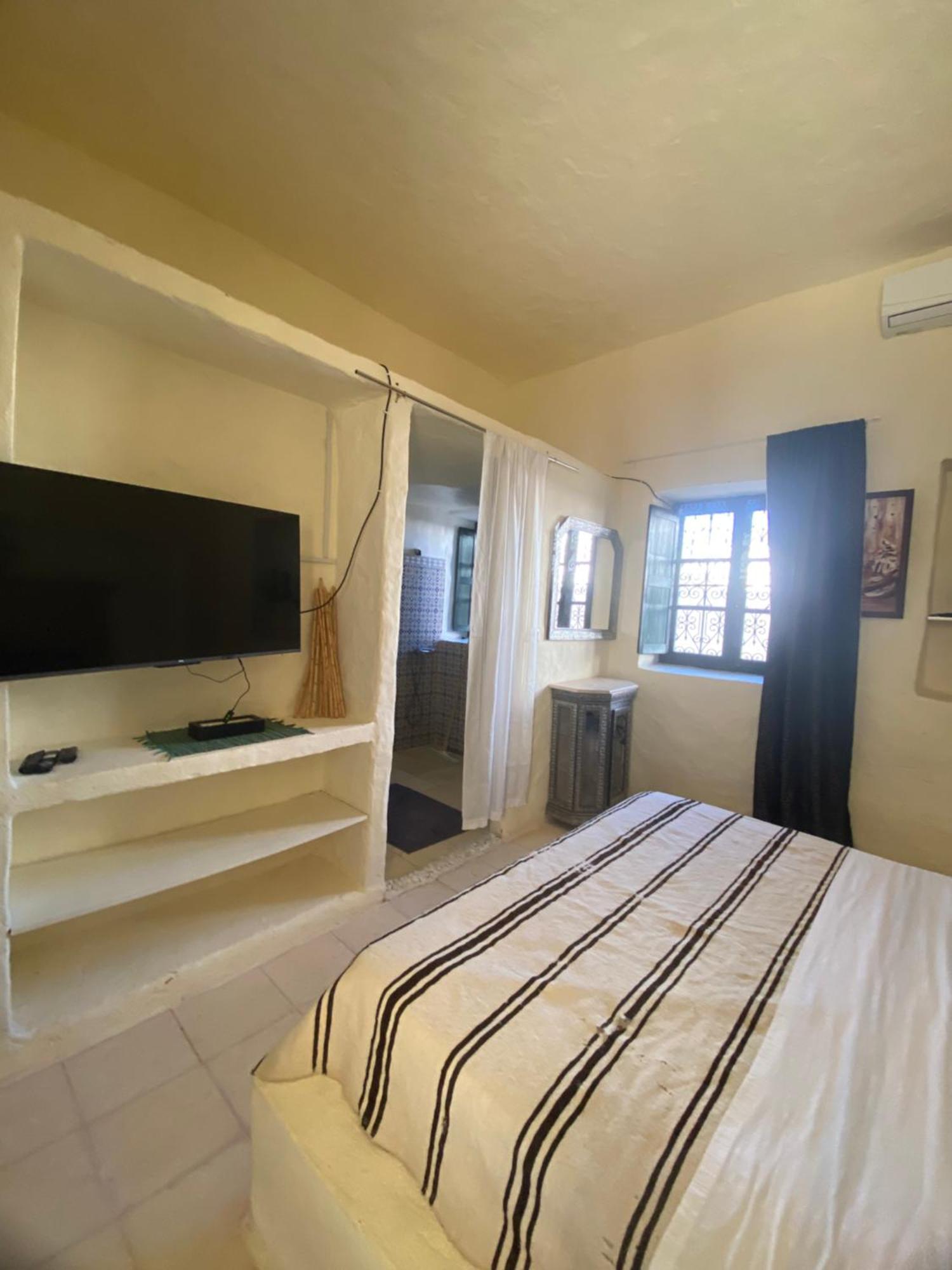 Dar Oueghlani - Maison D'Hotes El May Экстерьер фото