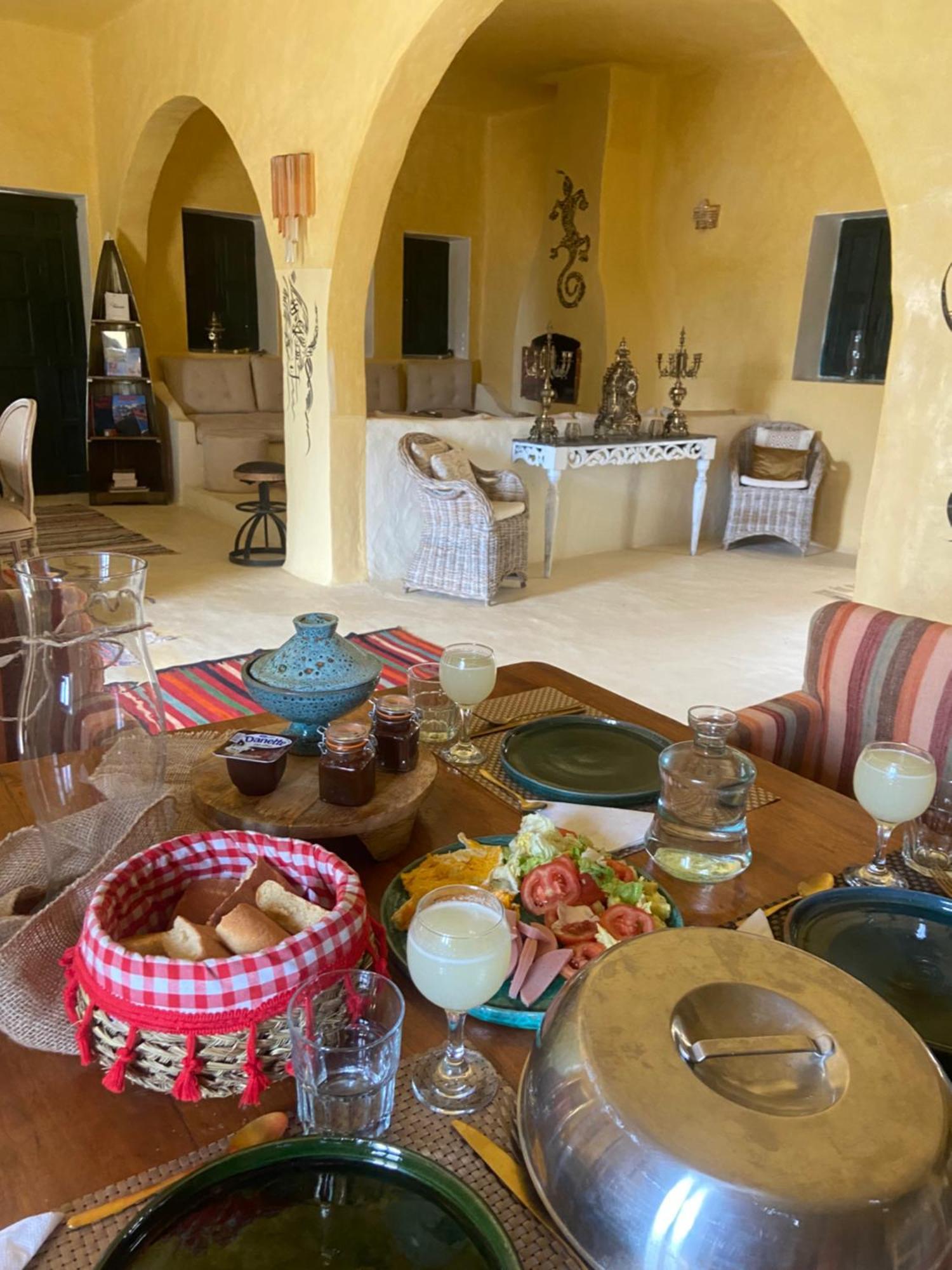 Dar Oueghlani - Maison D'Hotes El May Экстерьер фото